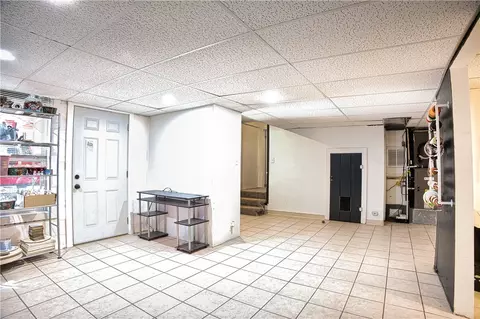 Entry Way - 1400 Capps Rd, Harrison, AR 72601 photo 2 of 2