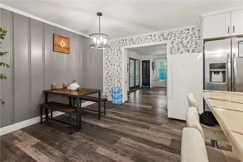 Entry Way - 1400 Capps Rd, Harrison, AR 72601 photo 1 of 2