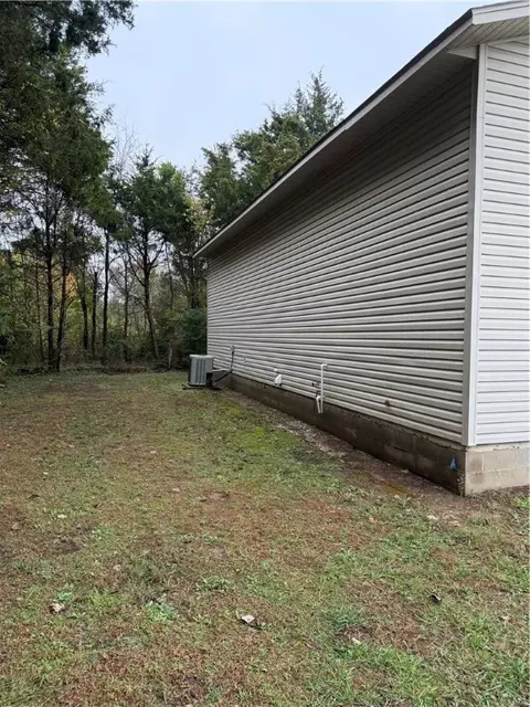 Exterior - 11084 S Pearce Rd, West Fork, AR 72774 photo 1 of 1