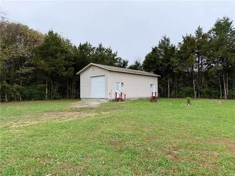 11084 S Pearce Rd, West Fork, AR 72774