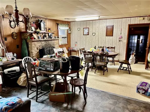 Dining - 273 Beaumont Beach Rd, Dover, AR 72837 photo 1 of 1
