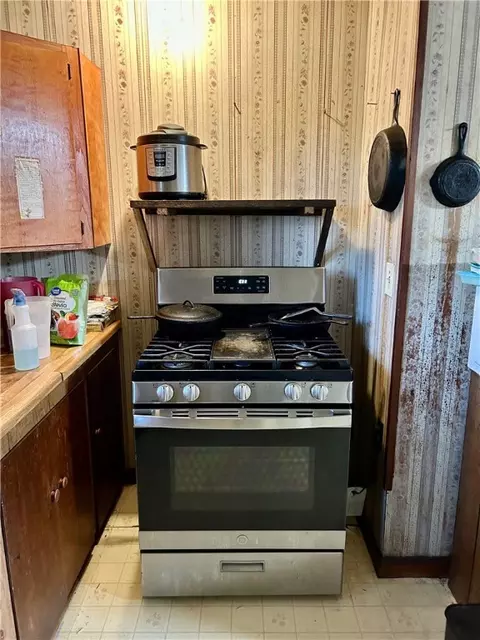 Kitchen - 273 Beaumont Beach Rd, Dover, AR 72837 photo 1 of 2