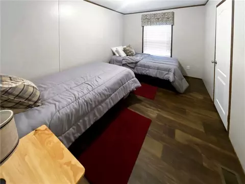 Bedroom - 235 Nc 6058, Jasper, AR 72641 photo 2 of 2