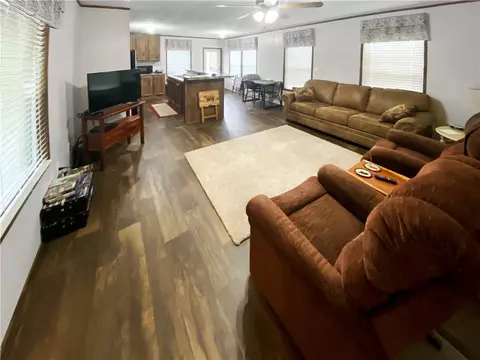 Living - 235 Nc 6058, Jasper, AR 72641 photo 1 of 1