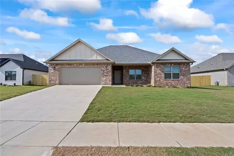 123 N Banner Ave, Farmington, AR 72730