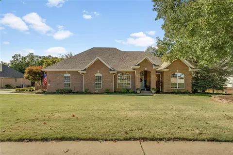355 N Durango Pl, Fayetteville, AR 72704