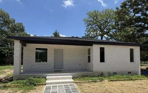 5775 Cedar Dr, Colcord, OK 74338