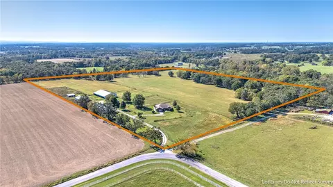 15701 Vaughn Rd, Decatur, AR 72722