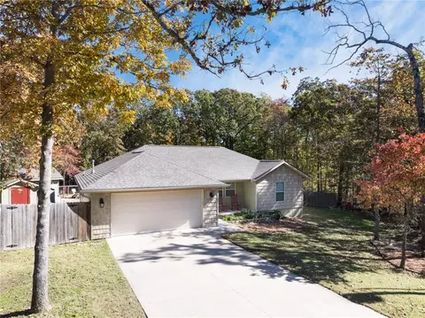 3 Amelia Cir, Bella Vista, AR 72715