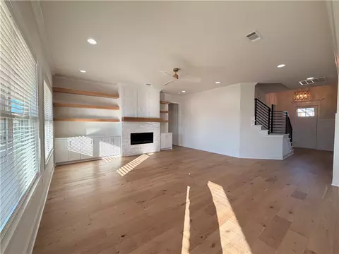 2723 Comet Cv, Lowell, AR 72745 photo 7