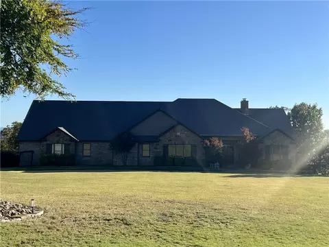 424 Riverstone St, Russellville, AR 72802
