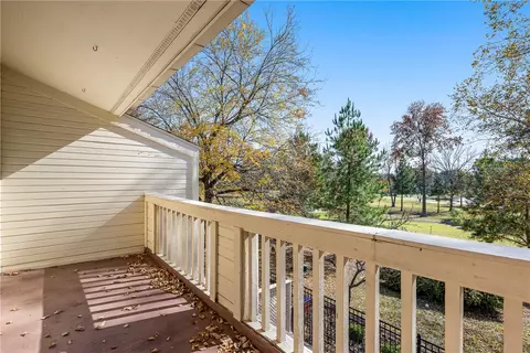 2607 E Joyce Blvd, Fayetteville, AR 72703