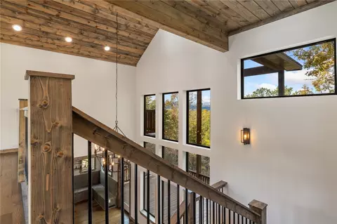 Entry Way - 2452 Ar 74 E, Jasper, AR 72641 photo 7 of 7