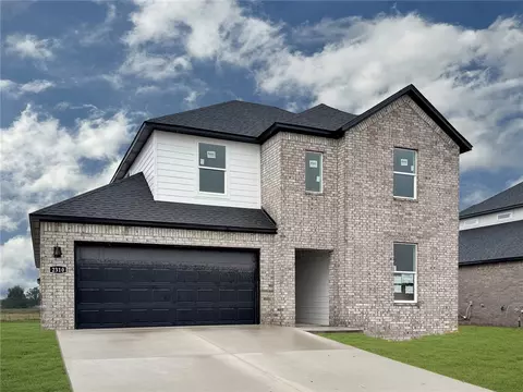 2310 Longfellow Dr, Bentonville, AR 72713