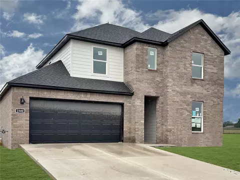 2300 Longfellow Dr, Bentonville, AR 72713