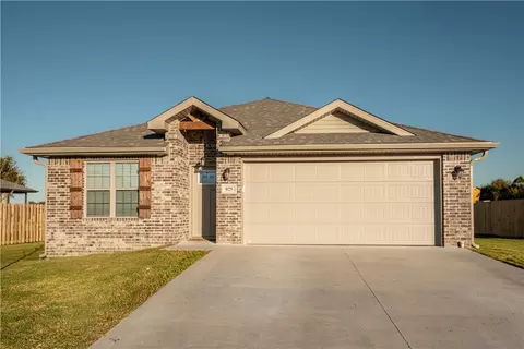 925 Canvasback Dr, Siloam Springs, AR 72761