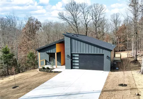 6 Argyll Cir, Bella Vista, AR 72715