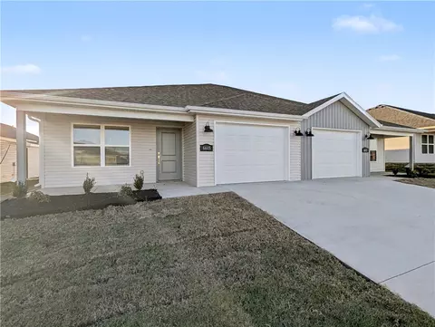 6605 NW 6607 Nw Altus St, Bentonville, AR 72713