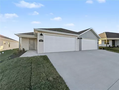 6613 NW 6615 Nw Altus St, Bentonville, AR 72713