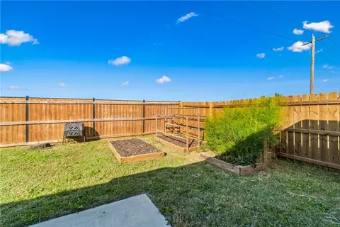 Exterior - 711 Belhaven Rd, Centerton, AR 72719 photo 5 of 7
