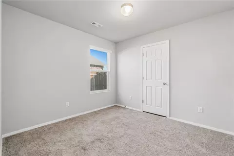 Bedroom - 711 Belhaven Rd, Centerton, AR 72719 photo 3 of 4