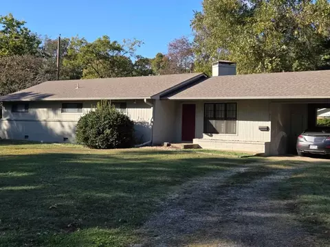 900 E Ash St, Fayetteville, AR 72703