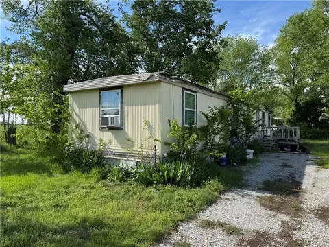 23963 Floyd Moore Rd, Gentry, AR 72734