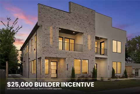 926 SE G St, Bentonville, AR 72712