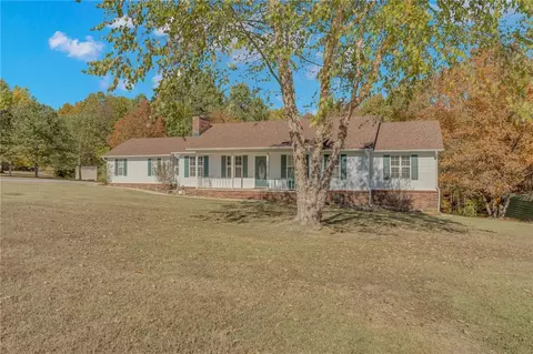 13823 Covey Cir, Fayetteville, AR 72704