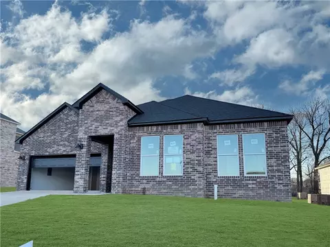 2386 Kasen St, Springdale, AR 72762