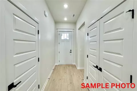 Entry Way - 2603 Meditation Loop, Springdale, AR 72764 photo 4 of 5