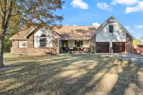 5978 Cedar Dr, Colcord, OK 74338
