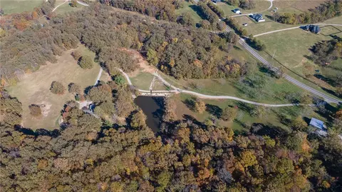 1660 Bowen Blvd, Fayetteville, AR 72703