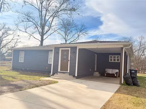 622 S Greenwich, Russellville, AR 72801