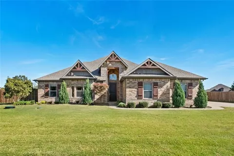 811 Valley Ln, Springdale, AR 72762