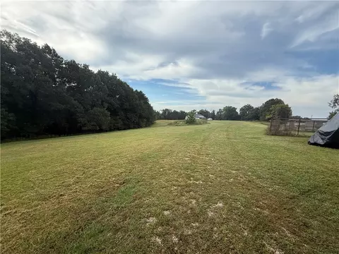 21435 Vanzant Rd, Springdale, AR 72764