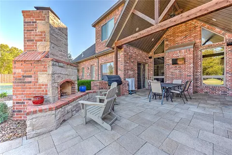 3351 Oak Tree Dr, Centerton, AR 72719 photo 3