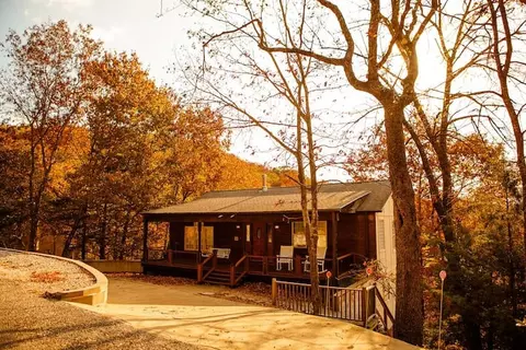 21283 NW Maple Dr, Garfield, AR 72732