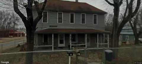 424 Main St, Washburn, MO 65772
