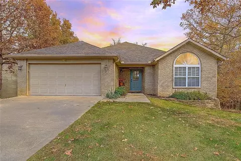 94 Overton Dr, Bella Vista, AR 72714