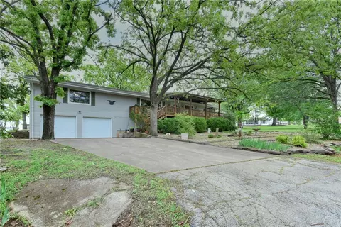 Exterior - 26742 Royal Point Dr, Shell Knob, MO 65747 photo 4 of 6