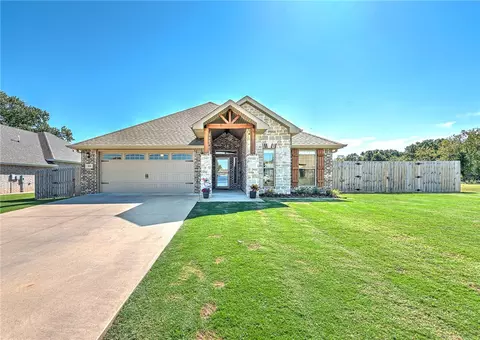 500 Fox Cir, Pea Ridge, AR 72751