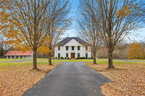 694 E Bowen Blvd, Fayetteville, AR 72703