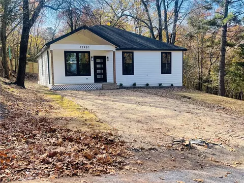 12981 Recreation Dr, Lowell, AR 72745