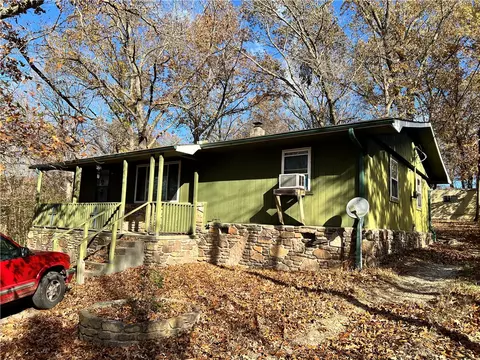 350 Madison 1973, Huntsville, AR 72740