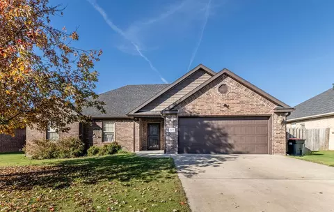 3696 Solitude St, Springdale, AR 72764