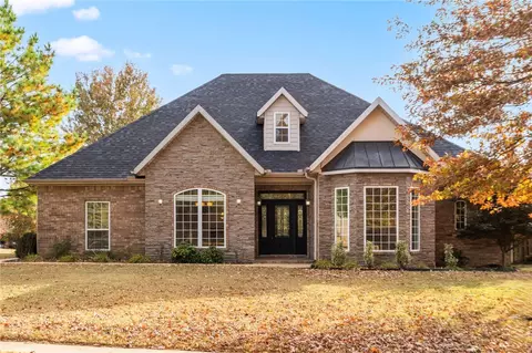 1080 Thornridge Rd, Bentonville, AR 72713