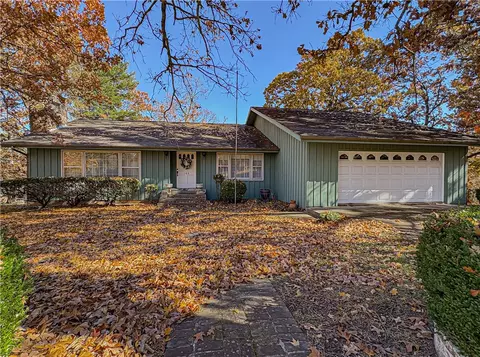 Exterior - 103 Oak Dr, Harrison, AR 72601 photo 2 of 21