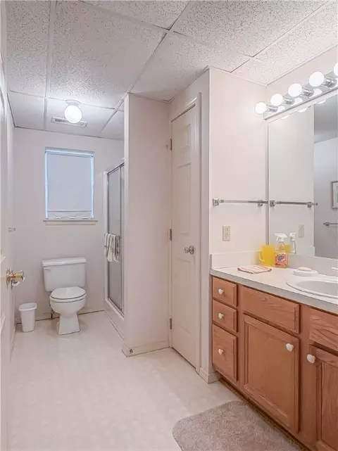 Bath - 103 Oak Dr, Harrison, AR 72601 photo 1 of 4