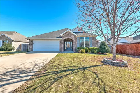 3809 Bridgeton St, Springdale, AR 72762